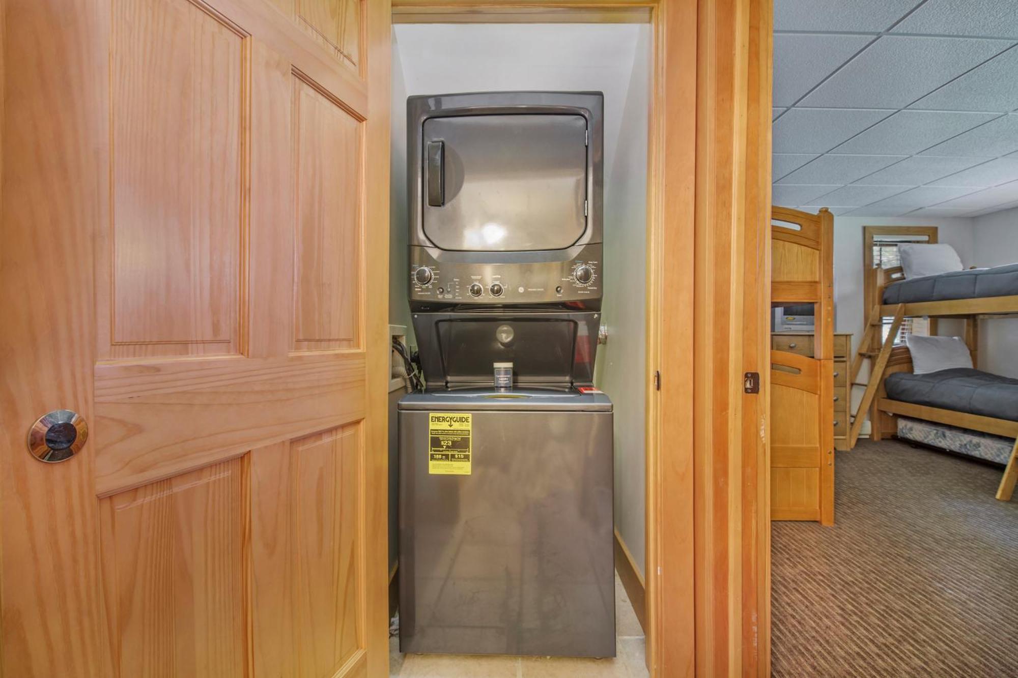 Boyne Falls Boyne Mountain Getaway, Unit Bアパートホテル エクステリア 写真